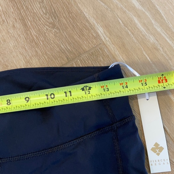 Fierce + Regal The Zippered Leggings Size 8 - Picture 5 of 9